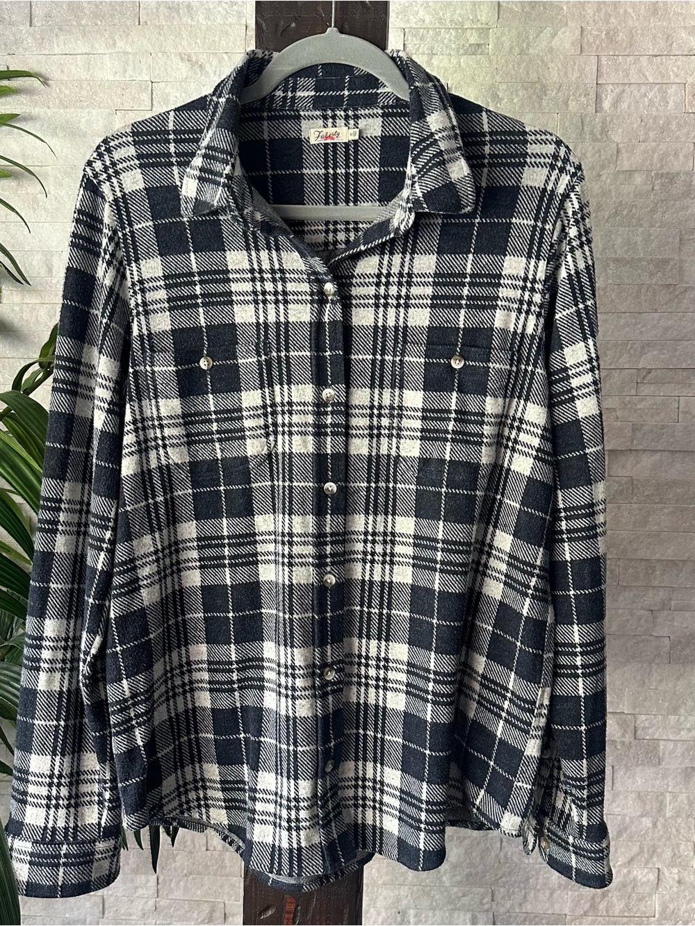 Faherty Legend Sweater Shirt Sapphire Lake Plaid Flannel Size M